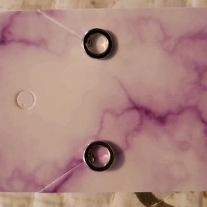 Small silver circle earrings